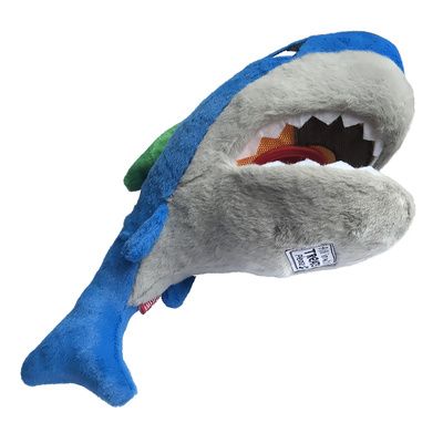 GiGwi игрушка "Акула" с пищалкой с нишей под лакомство, 30 см